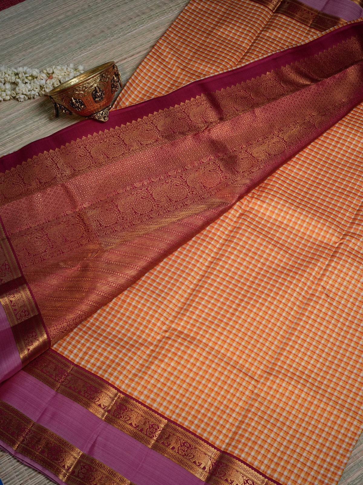 Peach Checked Saree with Pink Gold Border | Kesari Gulabi