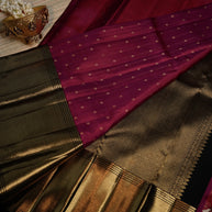 Magenta Saree with Antique Gold Pallu